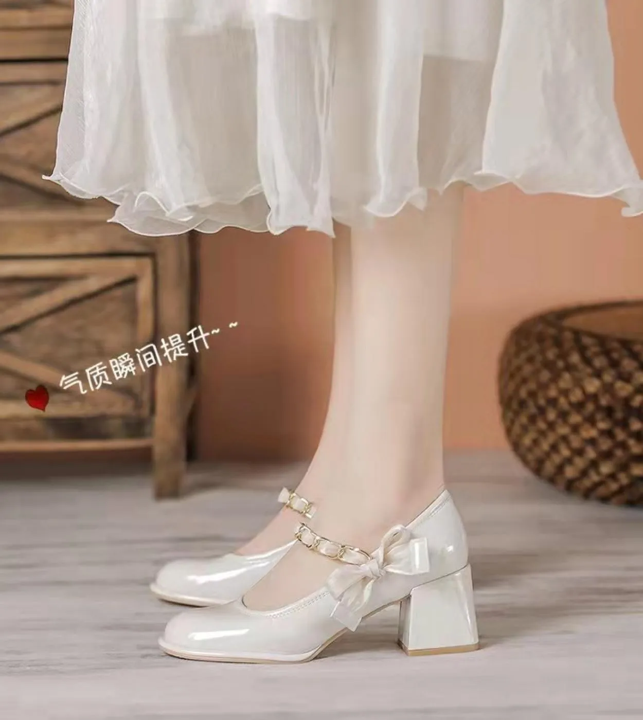 Bow Lolita Shoes For Women Tacchi alti Eleganti scarpe da donna per le donne 2022 Designer Luxury Autumn Mary Jane Shoes Free Sh