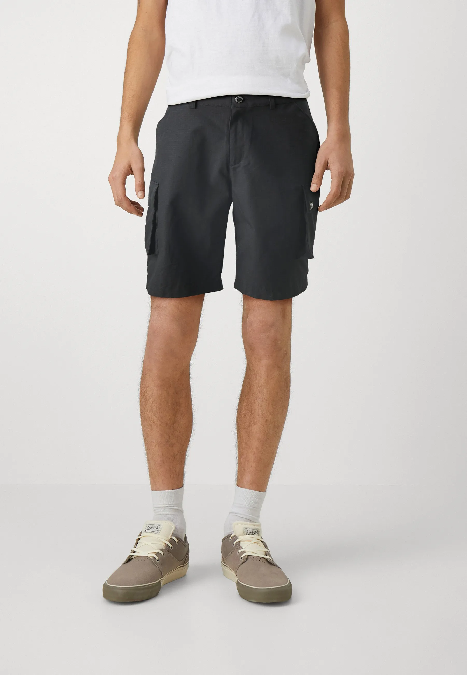 ISLAND DEFENDER UNISEX - Shorts