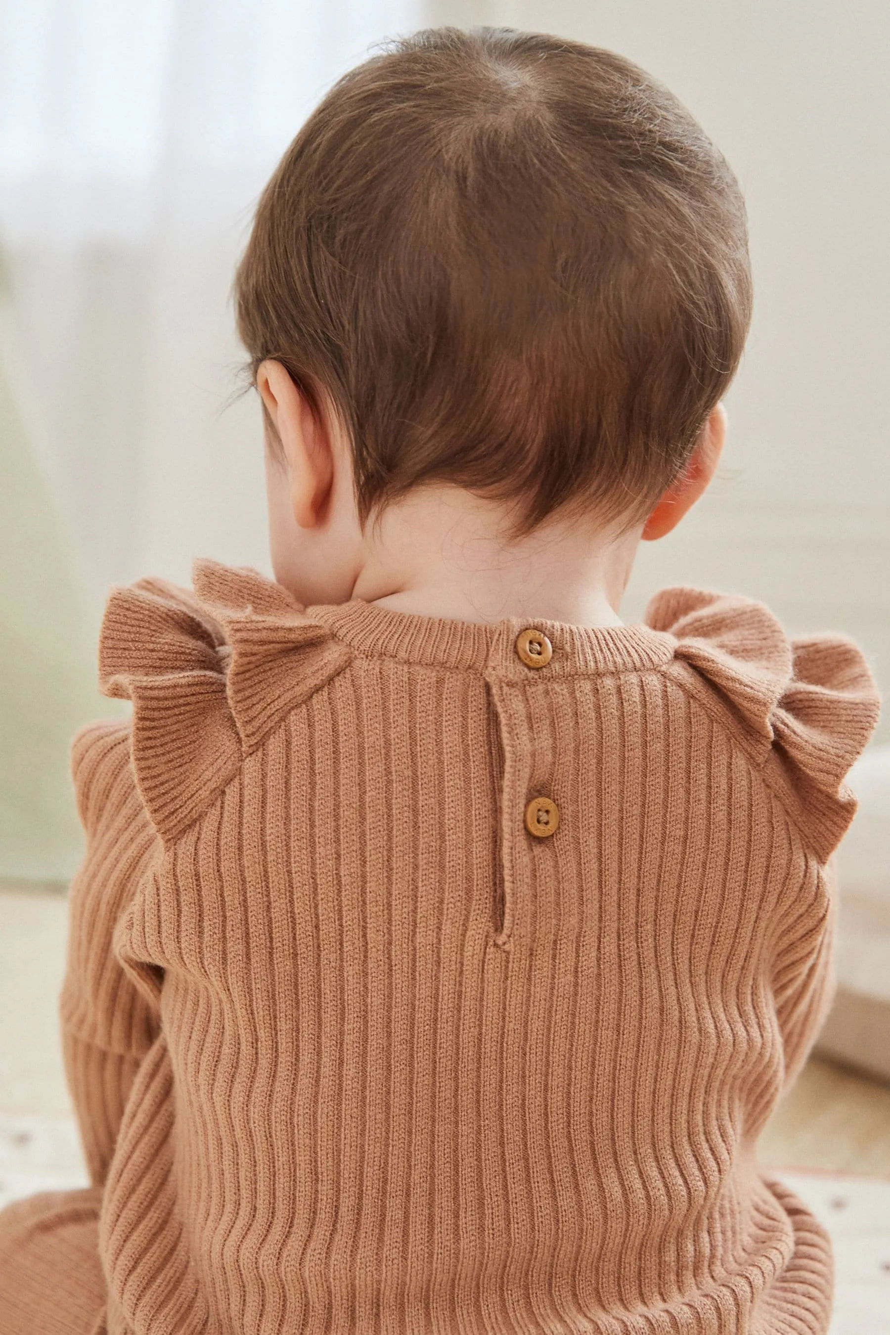 Knitted Baby Jumper & Leggings Set (0mths-3yrs)    