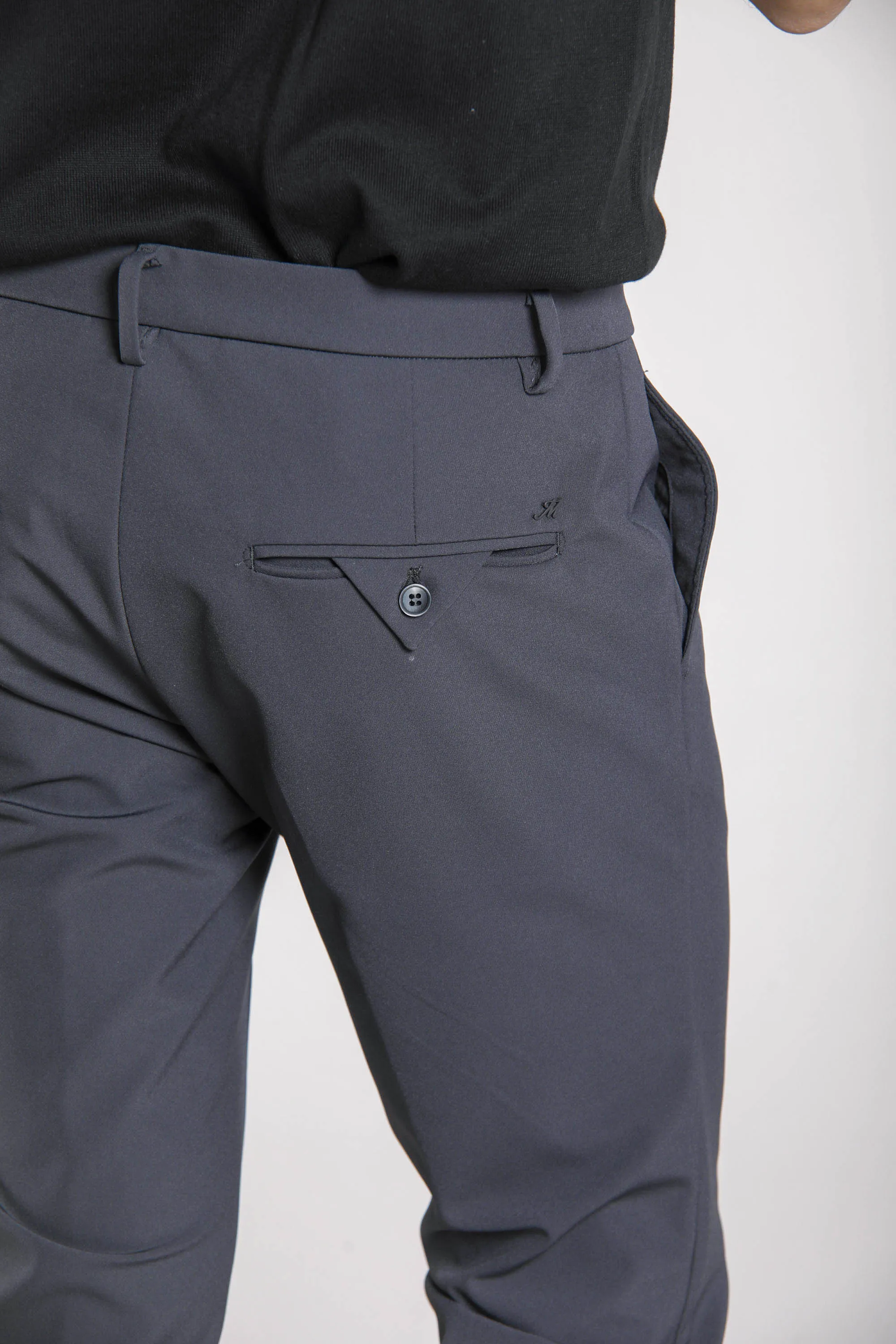 Milano Jog pantalon chino homme en jersey dynamic coupe extra slim 