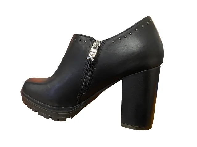 Xti heeled shoe Zapato Negro 49554 